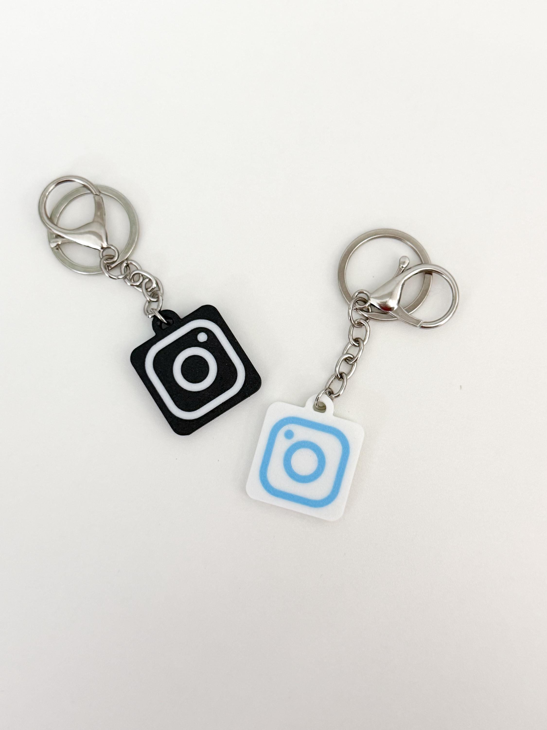 NFC Tag Keychain | Social Media Keychain | Small Business Marketing | Custom NFC tag